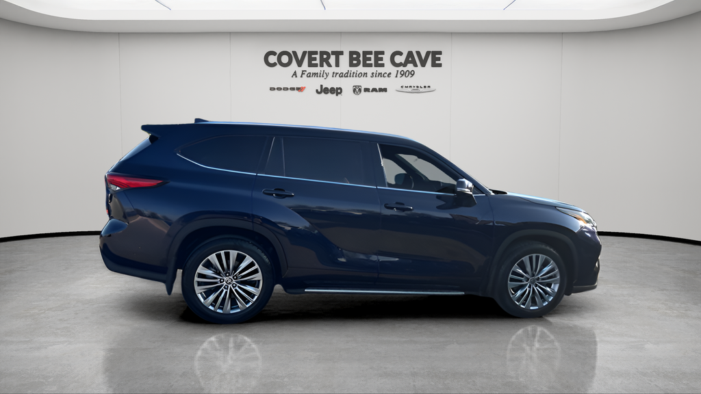 Used Car 2022 Toyota Highlander  Platinum For Sale Under $40,000 In Austin, Texas