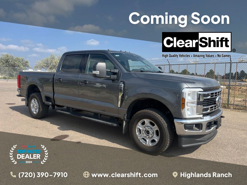 Carbonized Gray Metallic 2025 Ford F-250 Super Duty Pickup Truck Four-Wheel Drive Automatic