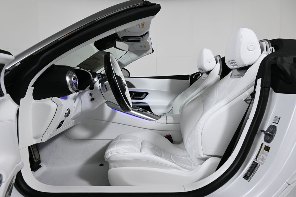 Thumbnail: 2026 Mercedes-Benz SL-Class - 3