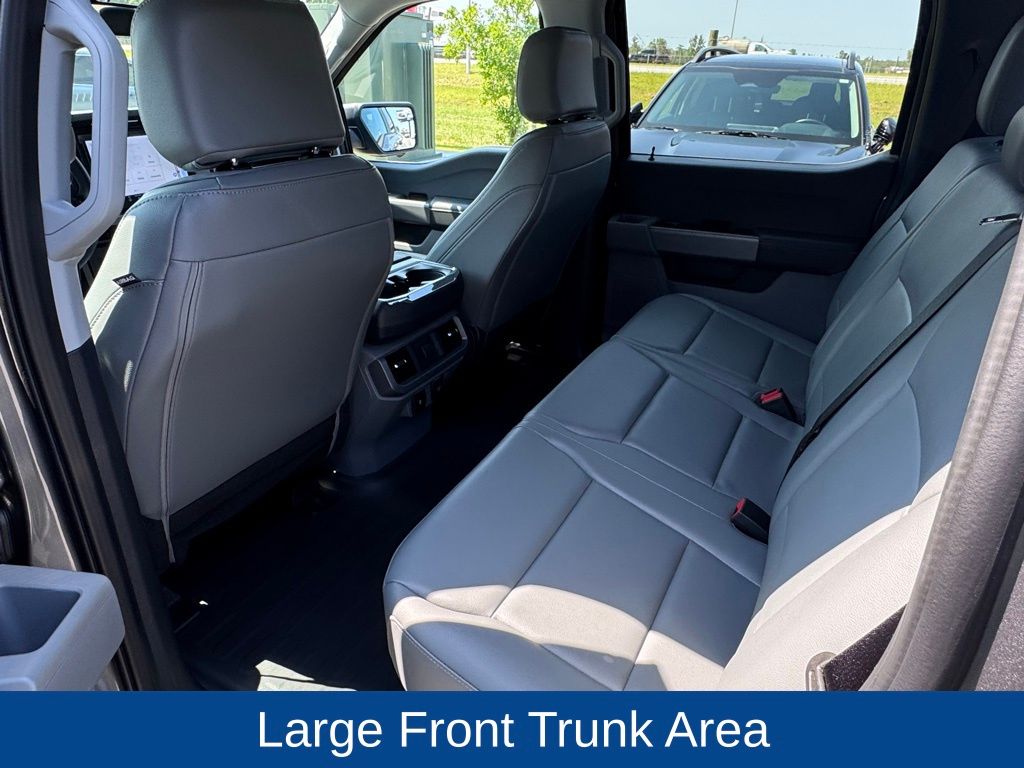 2024 Ford F-150 Lightning Pro