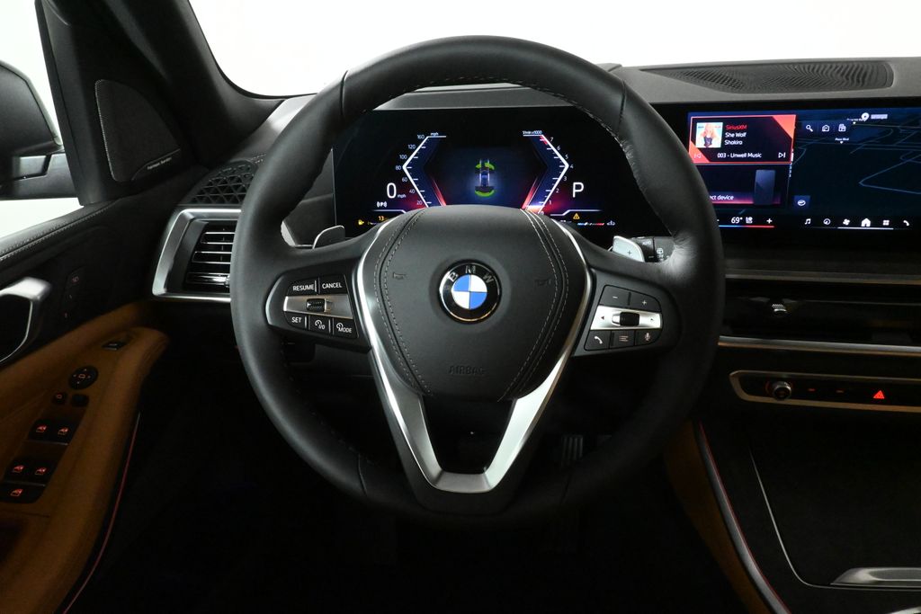 Thumbnail: 2026 BMW X5 - 18