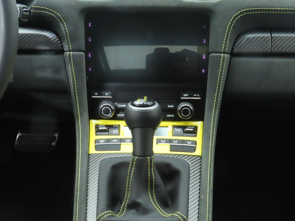 2024 Porsche   14