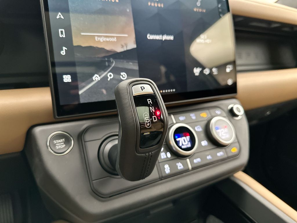 Thumbnail: 2026 Land Rover Defender - 12