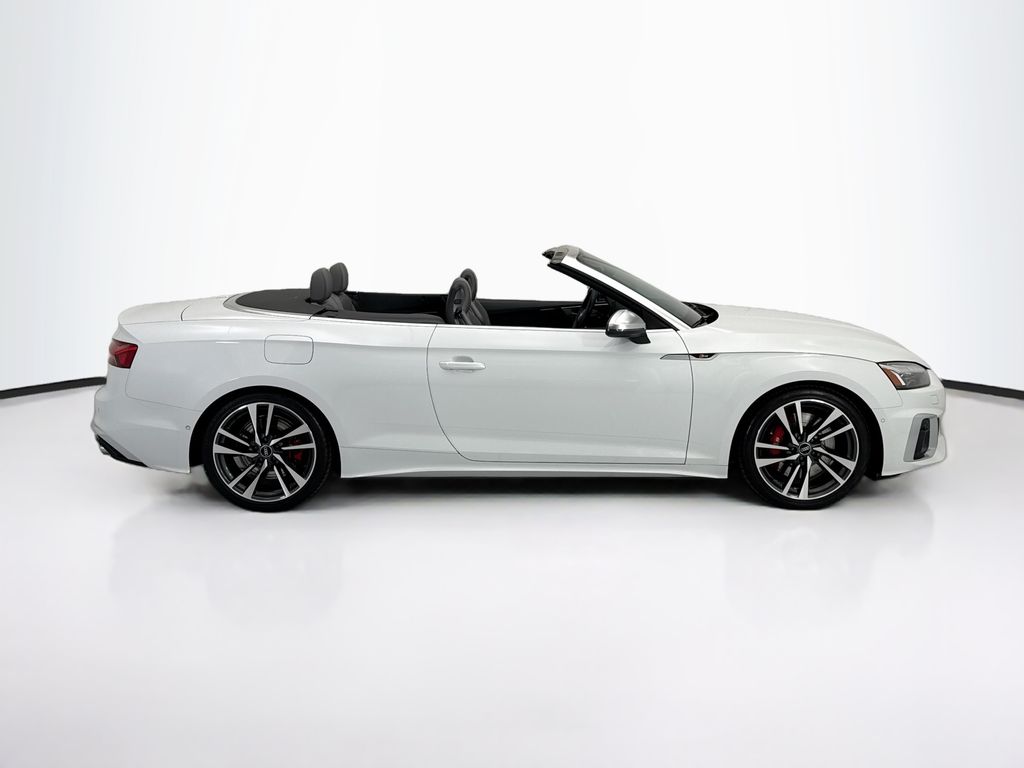 Thumbnail: 2022 Audi S5 - 4