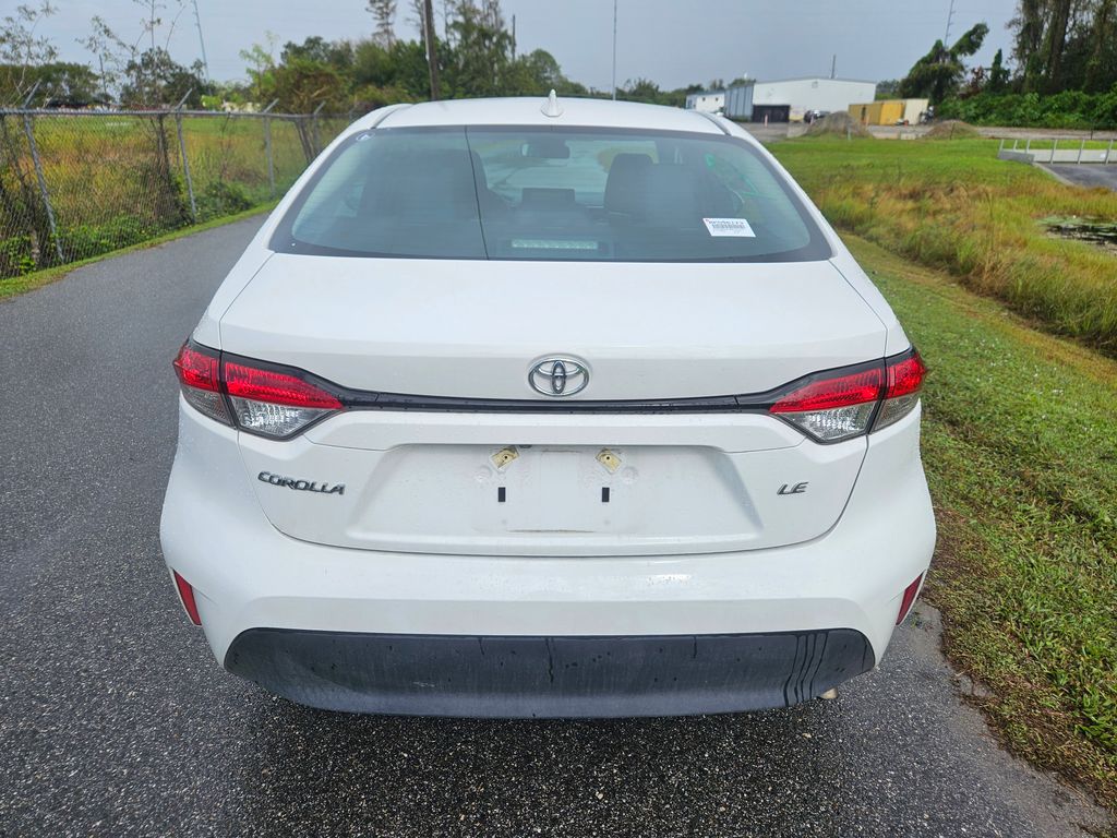 2024 Toyota Corolla LE 4