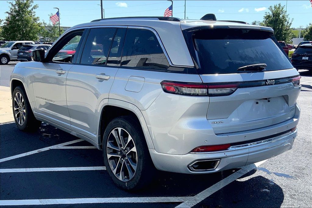 Used 2023 Silver Jeep Overland image 2