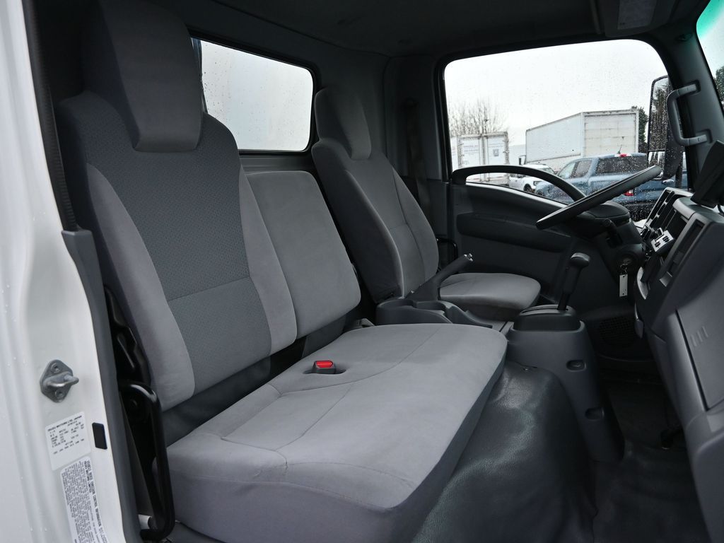 2016 Isuzu DSL REG AT 