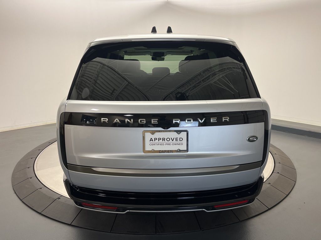 Thumbnail: 2023 Land Rover Range Rover - 4