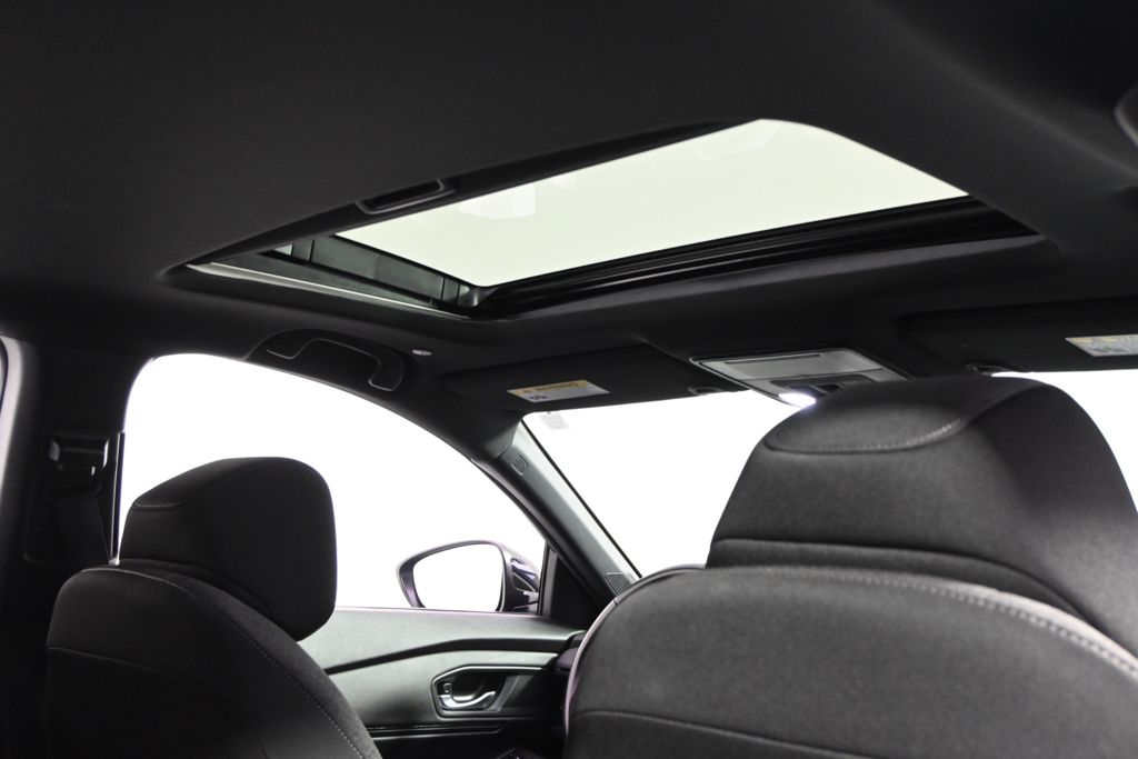 Used 2023  Honda Sport Hybrid image 17