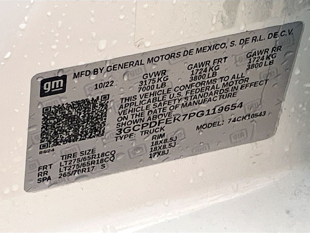 Used 2023 White Chevrolet LT Trail Boss image 31