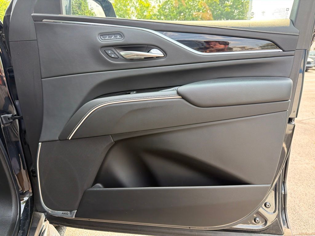 Thumbnail: 2022 Cadillac Escalade - 27