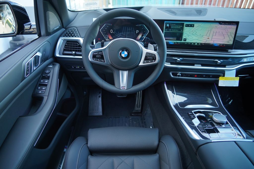 Thumbnail: 2026 BMW X5 - 12