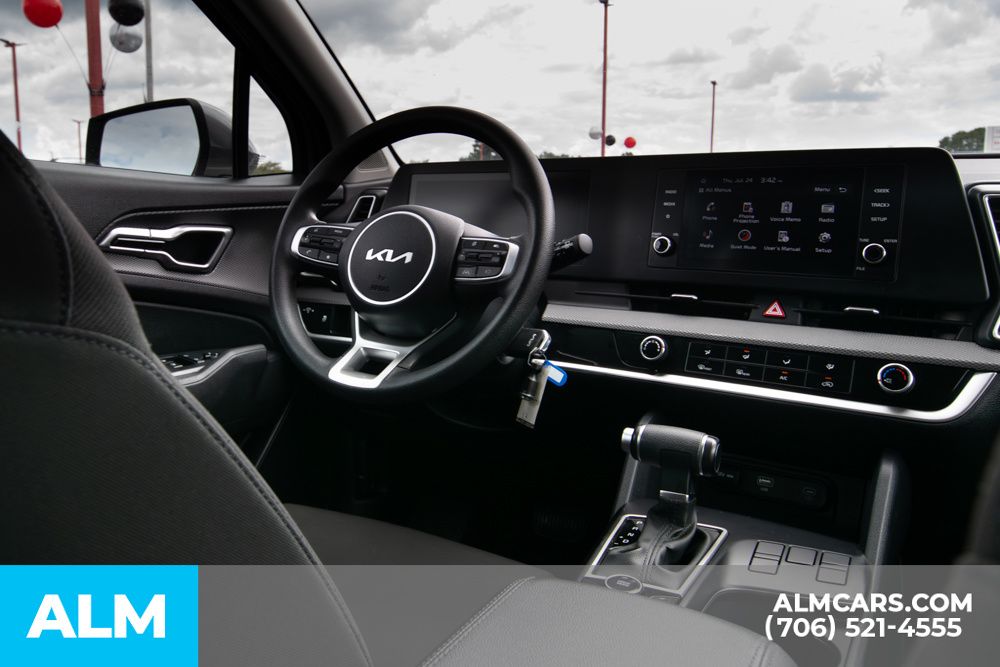 2024 Kia Sportage LX photo 21