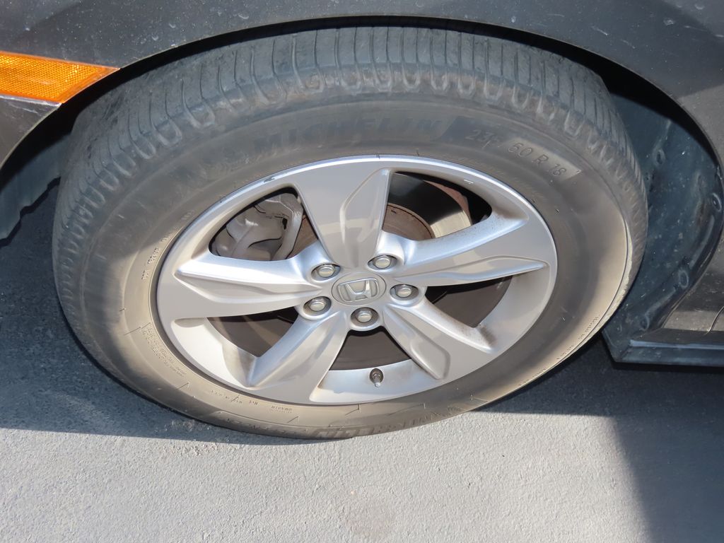 Thumbnail: 2019 Honda Odyssey - 3