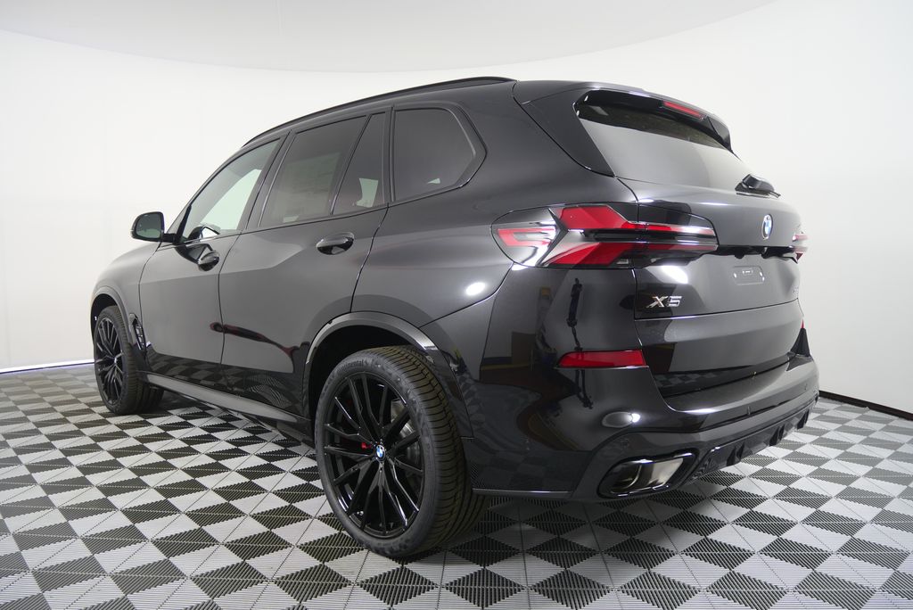 Thumbnail: 2026 BMW X5 - 5