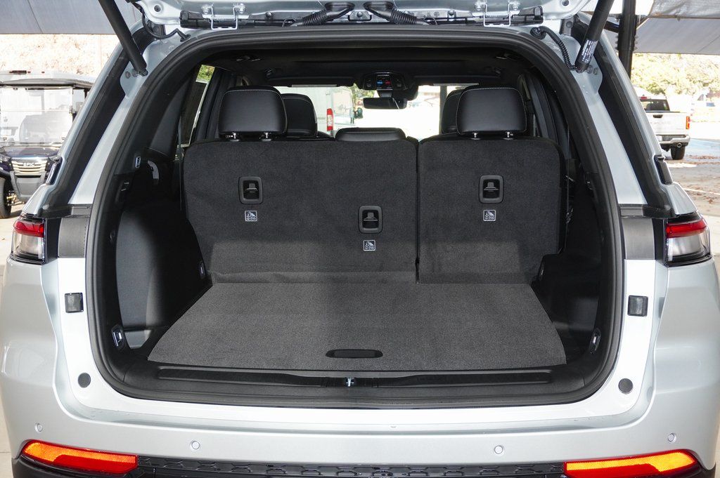 New Car 2025 Jeep Grand Cherokee  Altitude X For Sale Under $50,000 In Weatherford, Texas