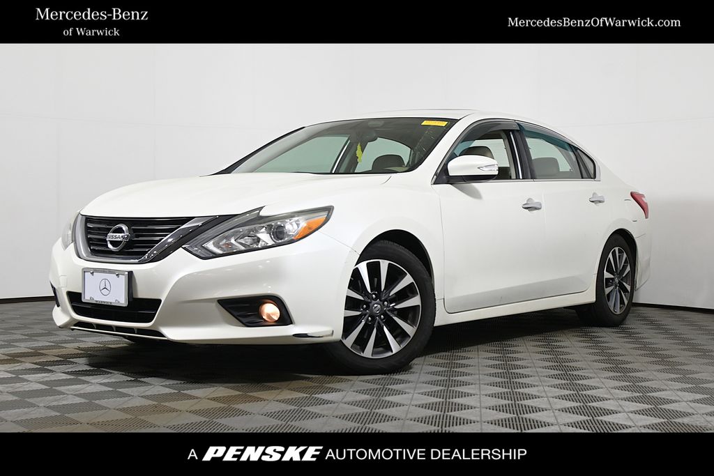 Thumbnail: 2016 Nissan Altima - 1