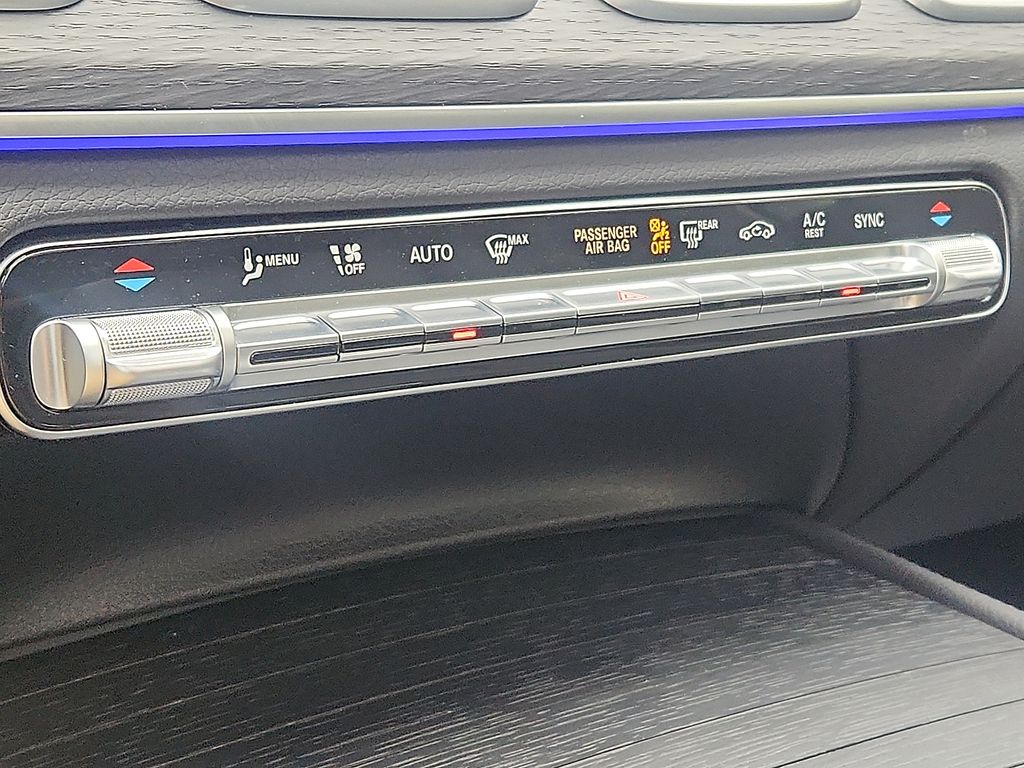 Thumbnail: 2025 Mercedes-Benz GLS - 18