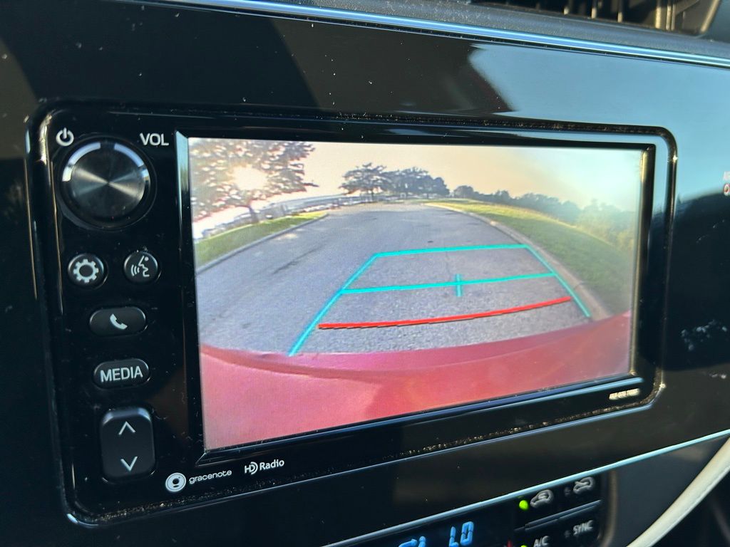 Thumbnail: 2018 Toyota Corolla iM - 18