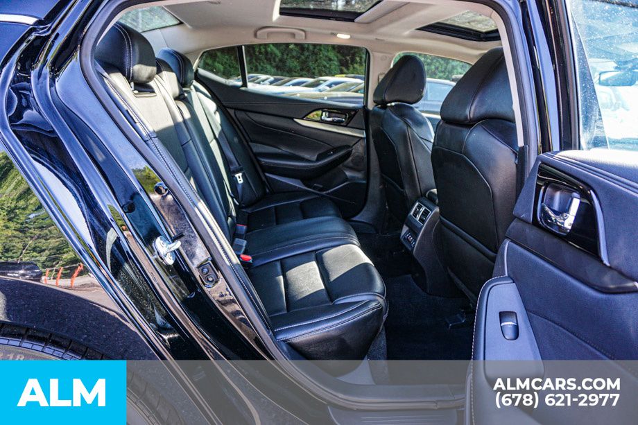Used 2023 Black Nissan 3.5 SL image 22