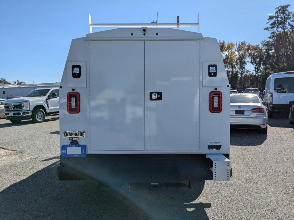 2026 Ford E-350 Cutaway 