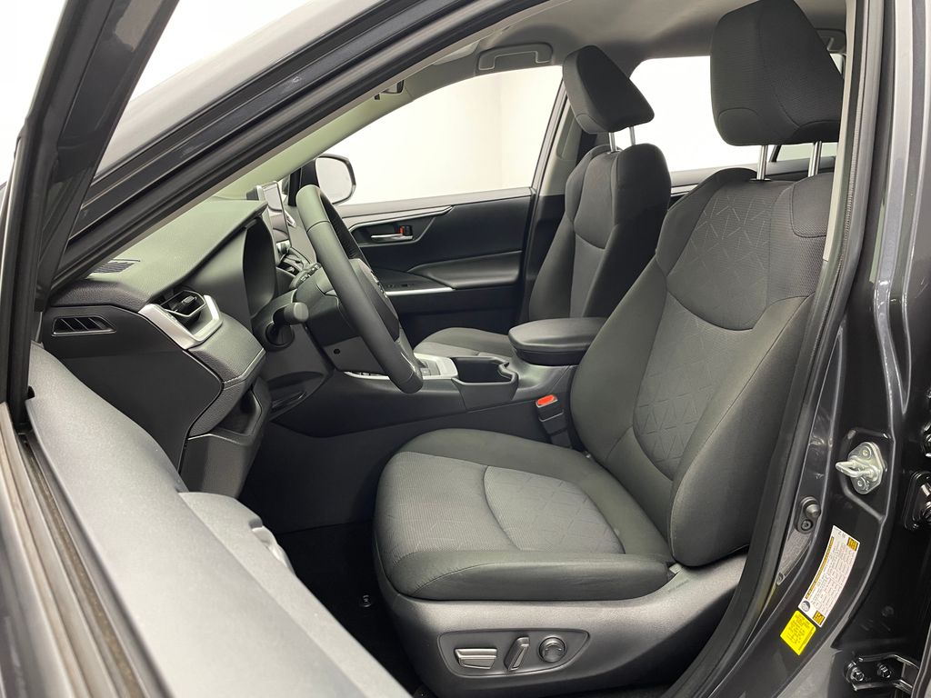 Thumbnail: 2024 Toyota RAV4 - 13