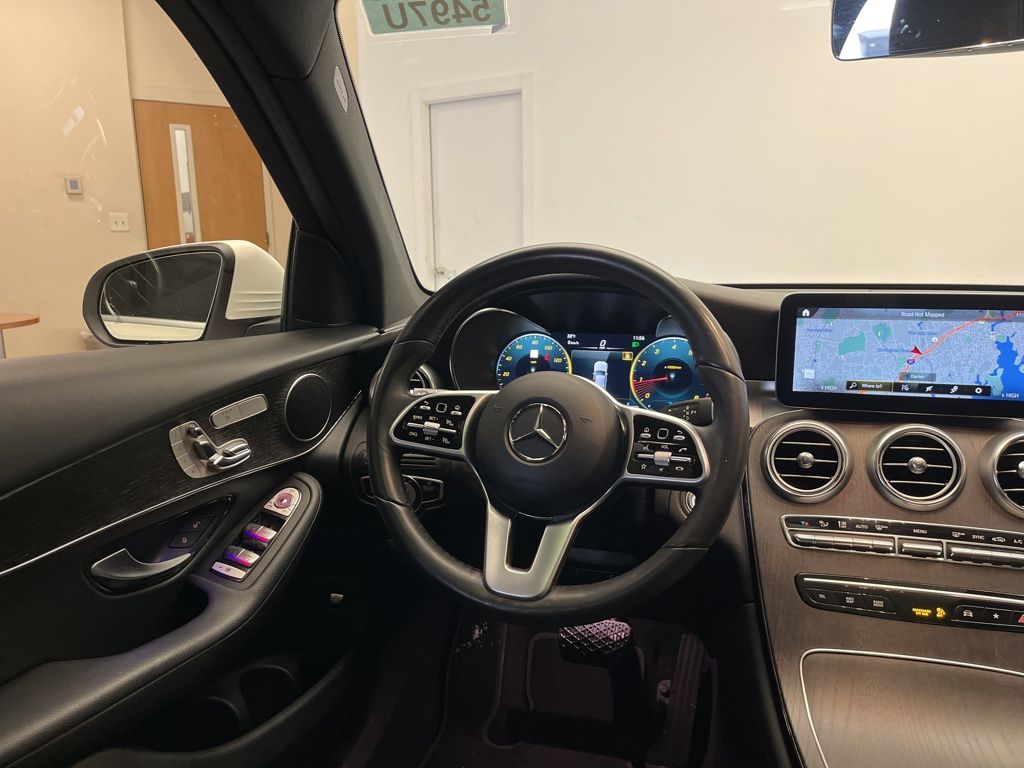 Thumbnail: 2022 Mercedes-Benz GLC - 26