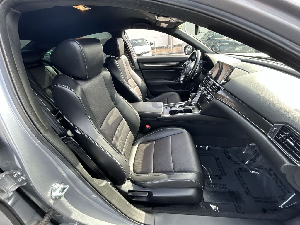 Thumbnail: 2022 Honda Accord - 24