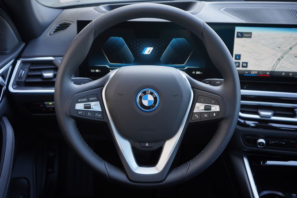 2024 BMW i4 eDrive35 21