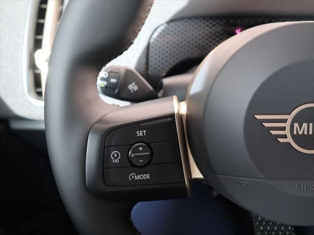 Thumbnail: 2026 MINI Cooper Countryman - 11