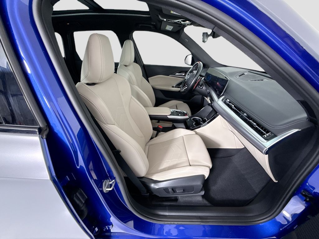 Thumbnail: 2024 BMW X1 - 20