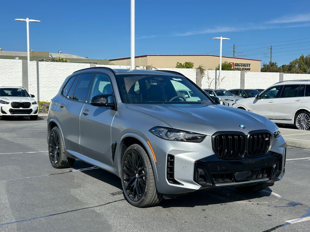 2025 BMW X5 M60i 7