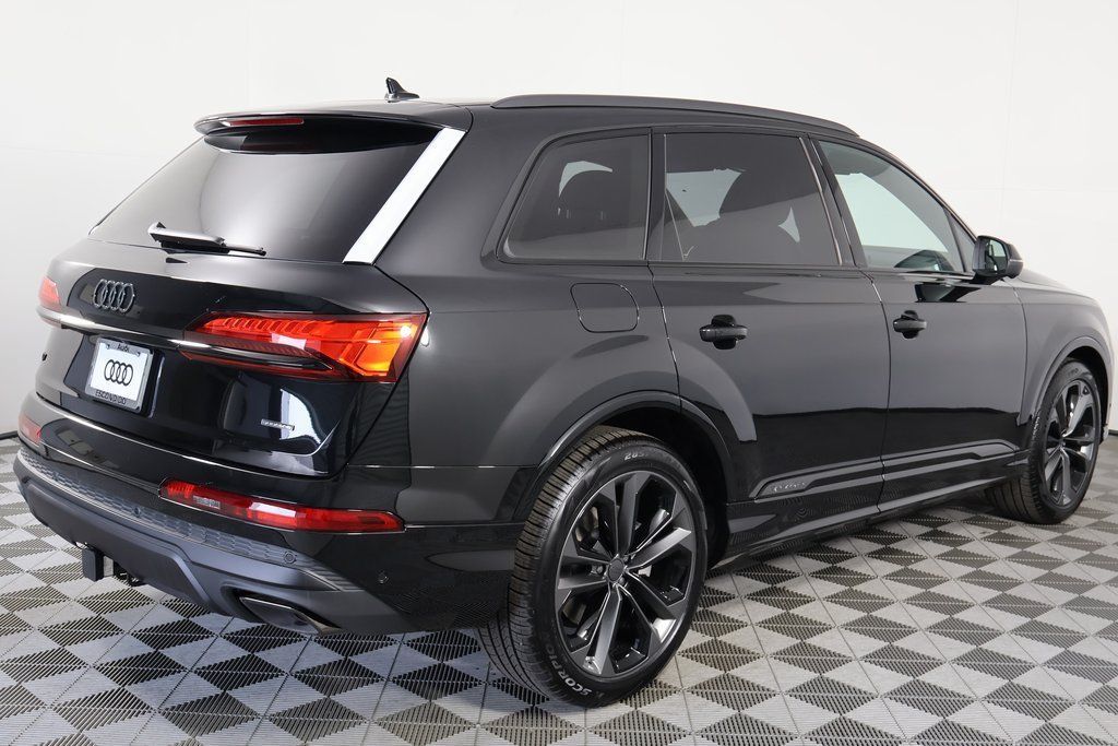 Thumbnail: 2026 Audi Q7 - 2