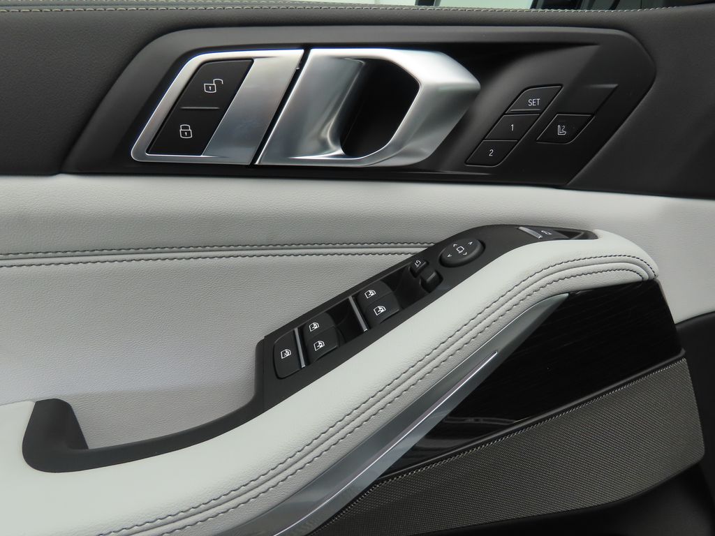 Thumbnail: 2026 BMW X5 - 24