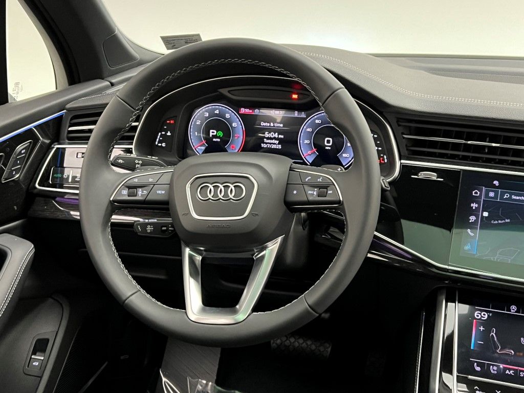 Thumbnail: 2026 Audi Q7 - 17