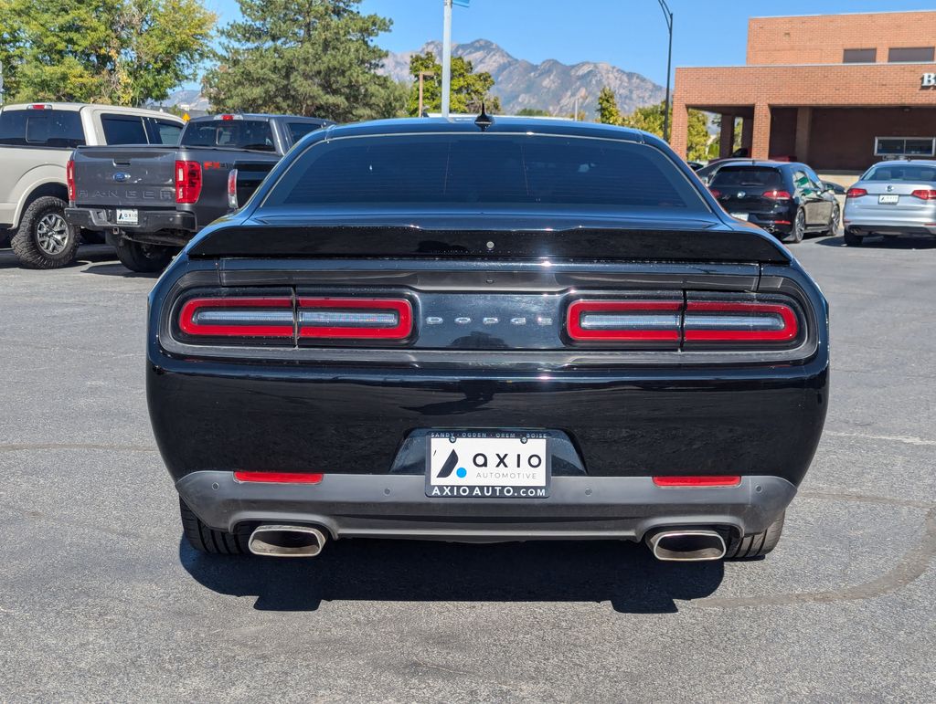 2020 Dodge Challenger R/T 6