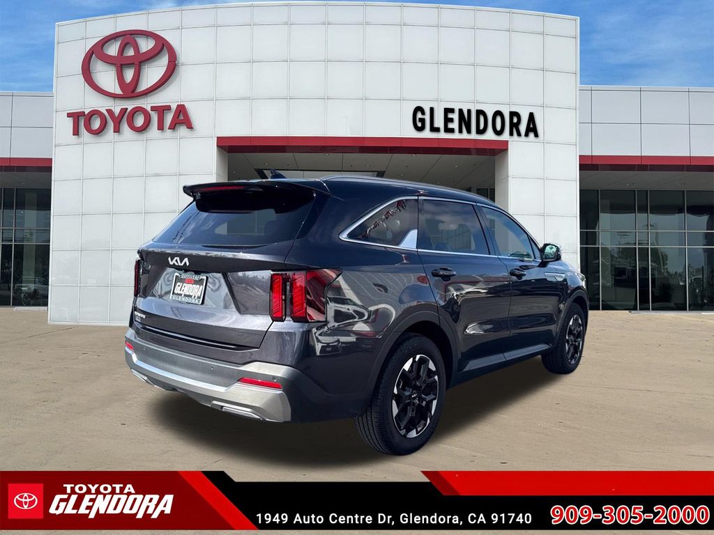 Used 2025 Kia Sorento SUV