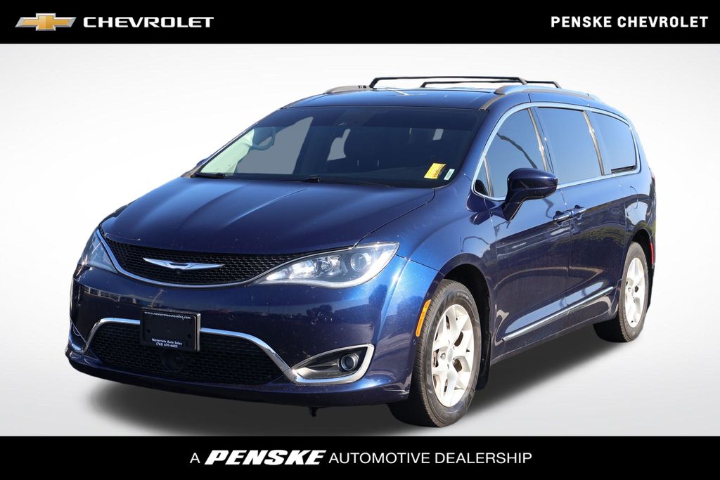 2017 Chrysler Pacifica  -
                  Indianapolis, IN