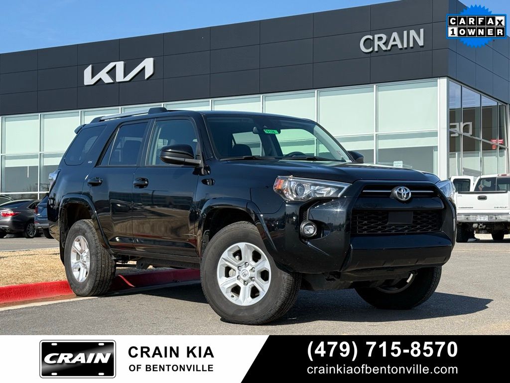 2024 Toyota 4Runner SR5 4WD