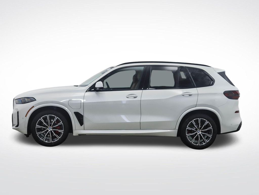 Thumbnail: 2026 BMW X5 - 2