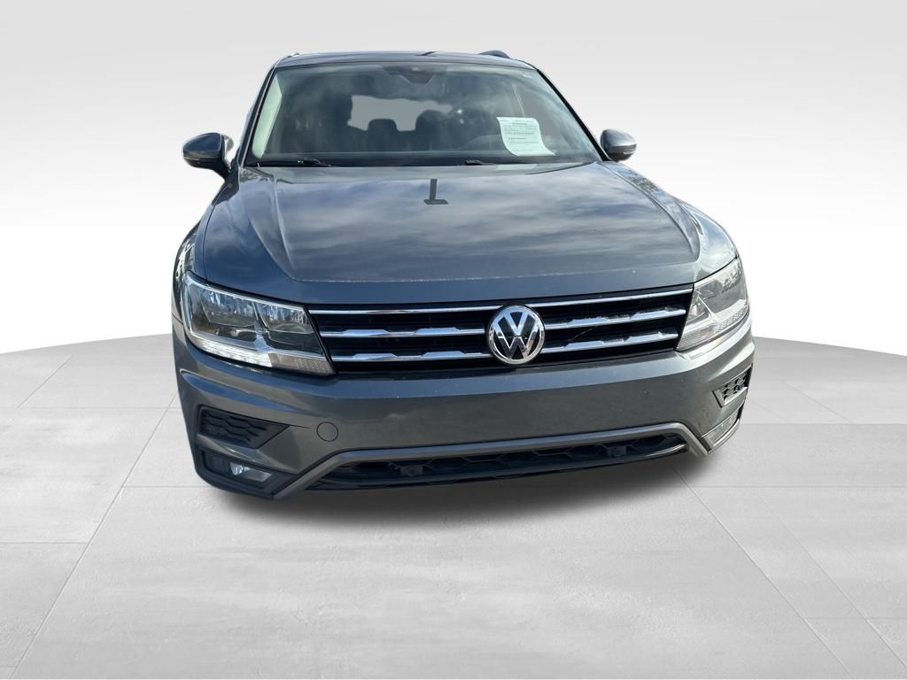 2020 Volkswagen Tiguan 2.0T SEL 3