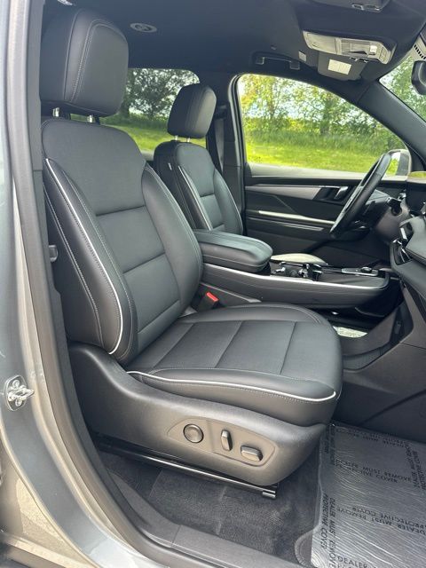 Used 2025 Buick Enclave SUV