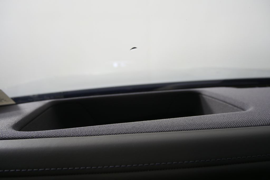 Thumbnail: 2023 BMW 7 Series - 29