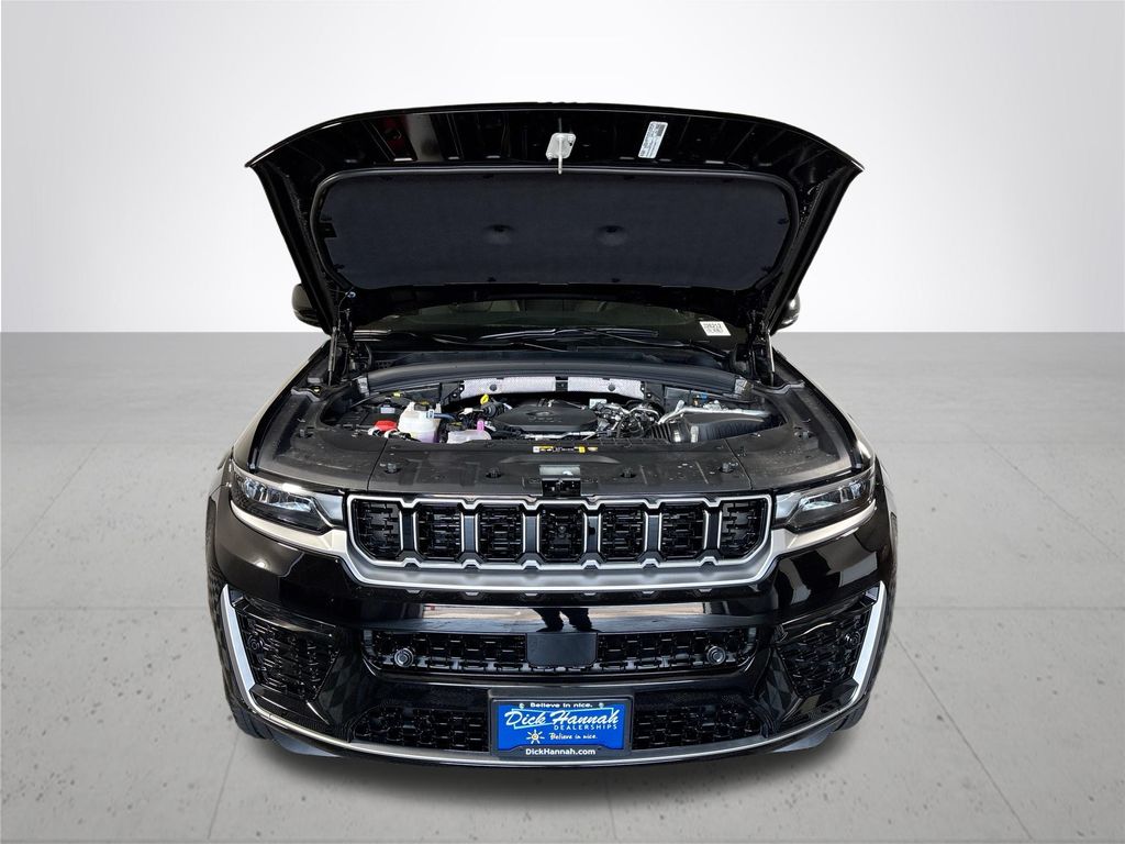 2026 Jeep Grand Cherokee Summit