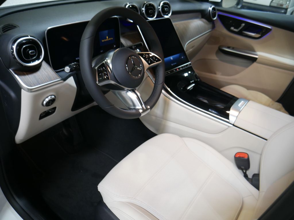 Thumbnail: 2026 Mercedes-Benz GLC - 6
