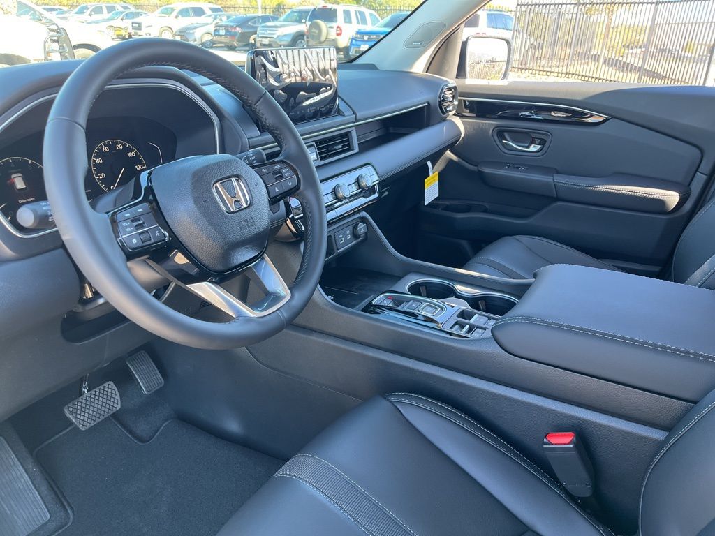 Thumbnail: 2025 Honda Pilot - 11