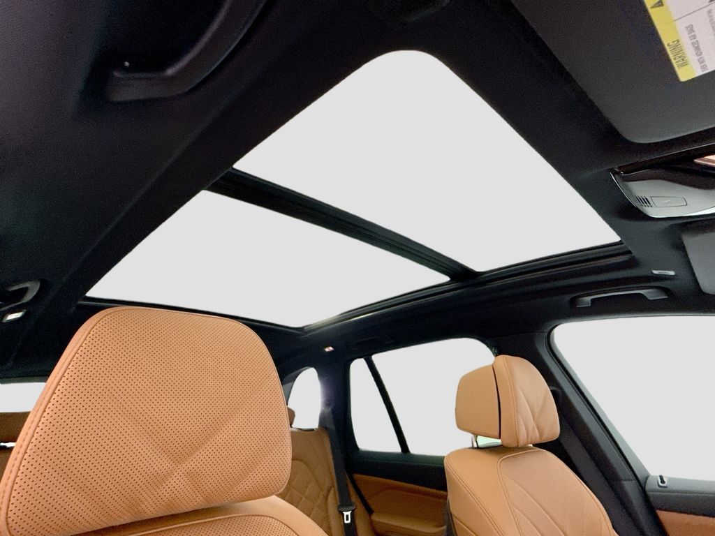Thumbnail: 2026 BMW X5 - 17