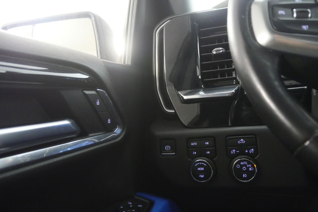 Thumbnail: 2022 Chevrolet Silverado 1500 - 19