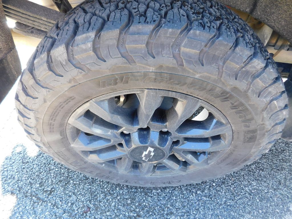 Thumbnail: 2025 Chevrolet Silverado 2500 - 8