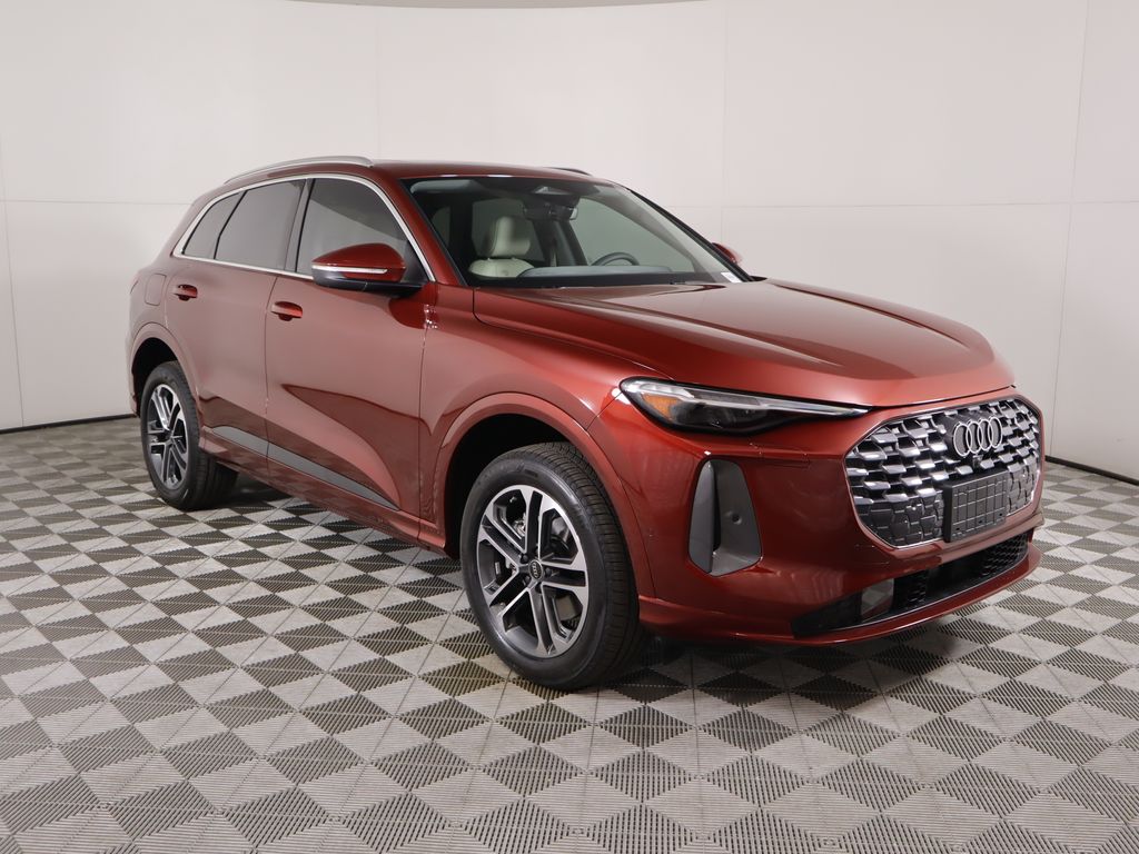 Thumbnail: 2025 Audi Q5 - 4